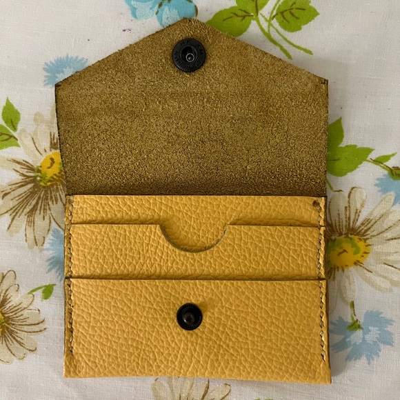 Handmade Genuine Leather Wallet - Picture 1 of 5